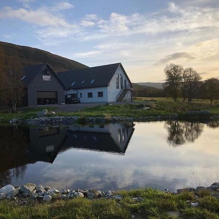 Rest At Last - Highland Apartment With Private Hot Tub Whitebridge  Esterno foto
