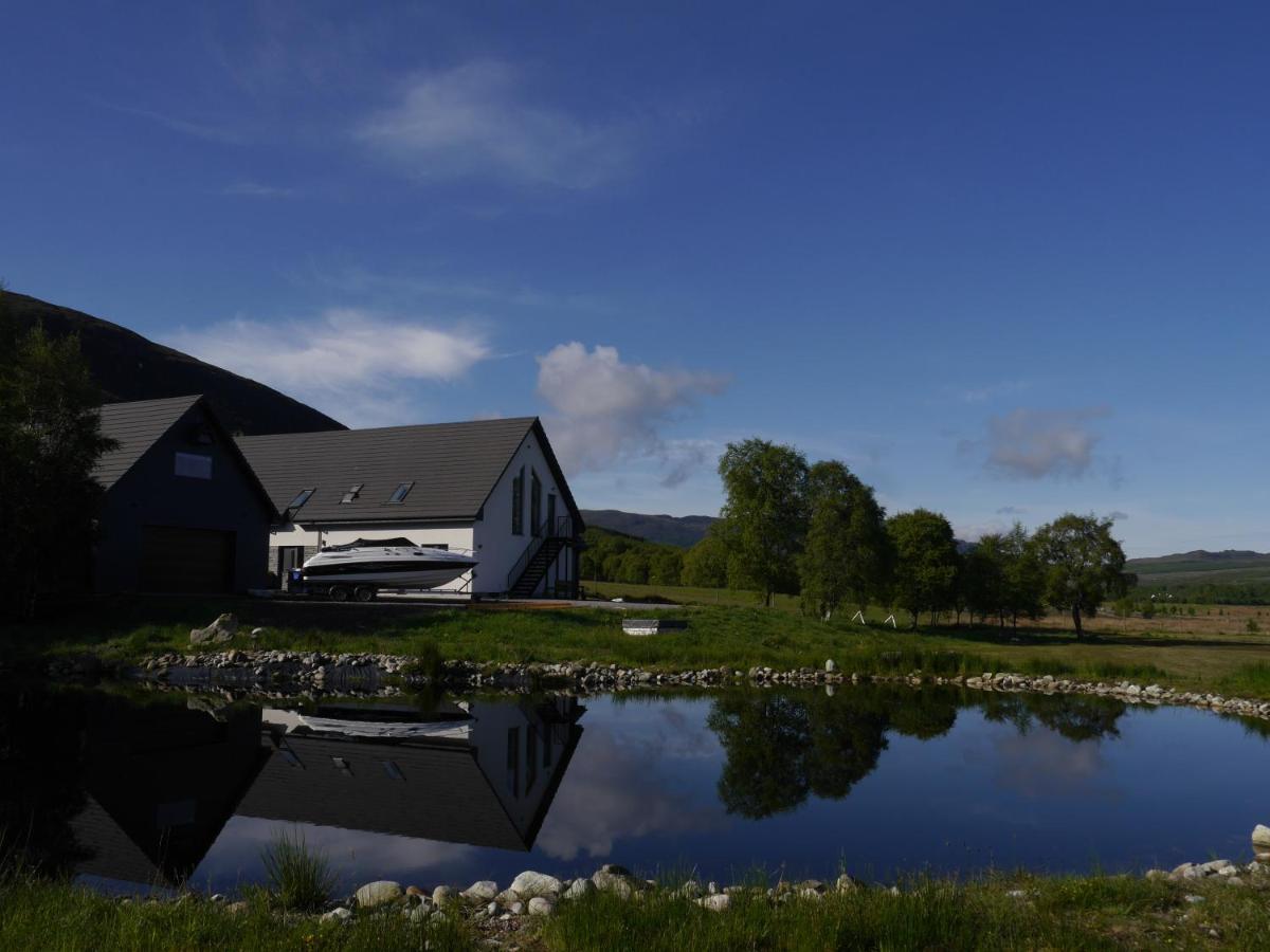 Rest At Last - Highland Apartment With Private Hot Tub Whitebridge  Esterno foto