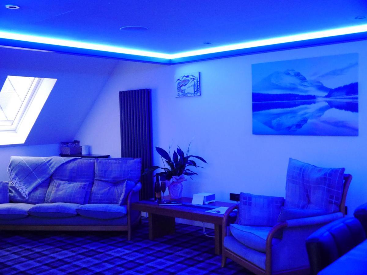 Rest At Last - Highland Apartment With Private Hot Tub Whitebridge  Esterno foto
