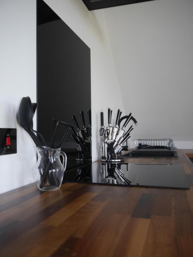Rest At Last - Highland Apartment With Private Hot Tub Whitebridge  Esterno foto